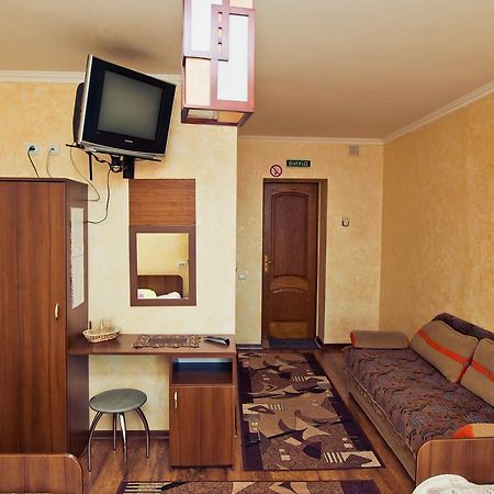 Filvarok Hotel Brody Eksteriør bilde