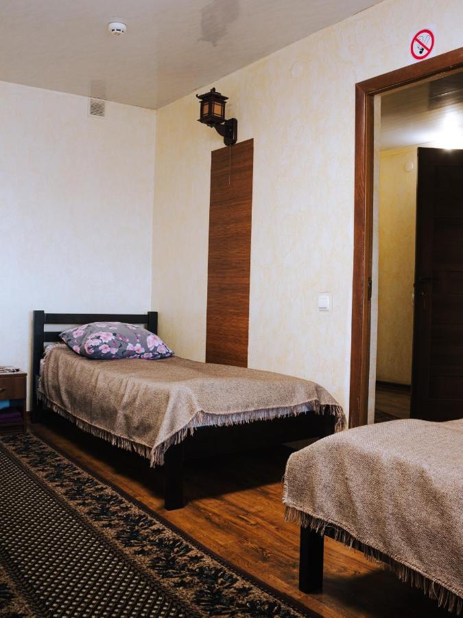 Filvarok Hotel Brody Eksteriør bilde