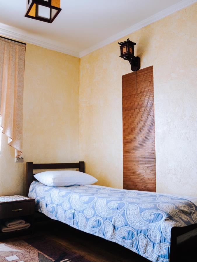 Filvarok Hotel Brody Eksteriør bilde