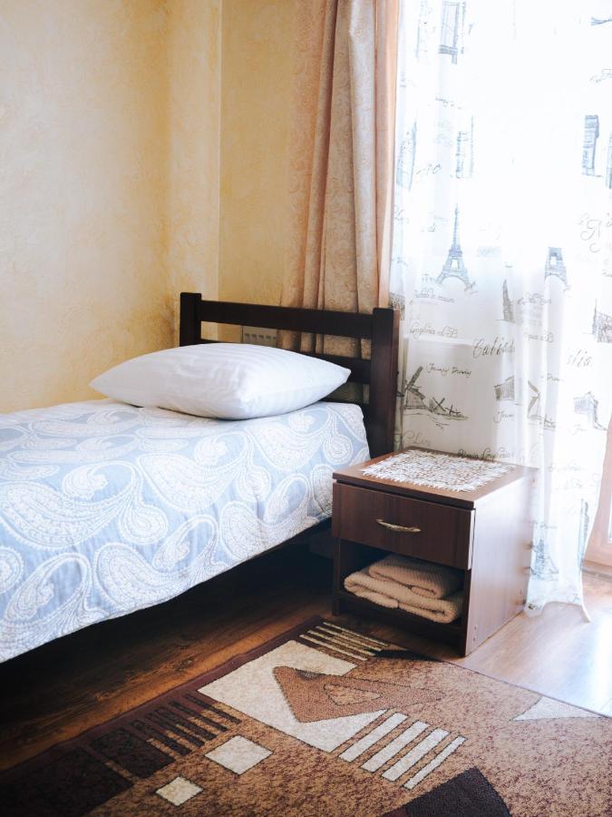 Filvarok Hotel Brody Eksteriør bilde